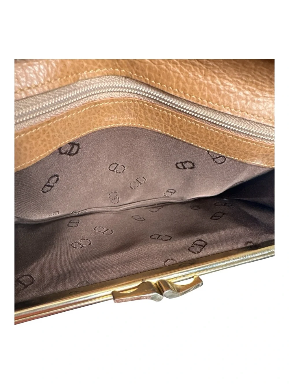 CHRISTIAN DIOR Vintage Bifold Honeycomb Kisslock Wallet